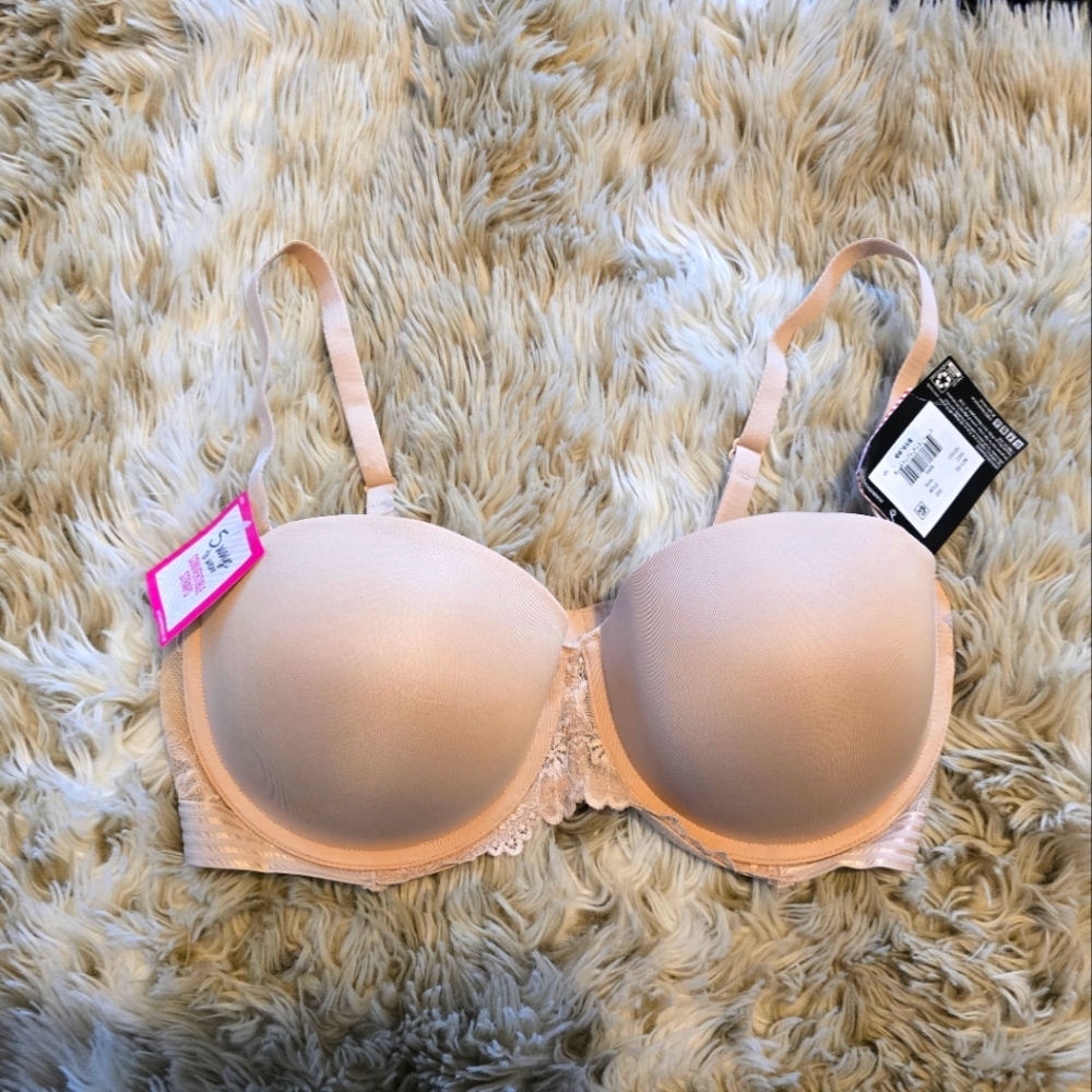 Maidenform 5 way convertible bra. Nude. Size 38D.